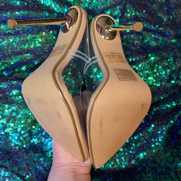 🤍Fashion nova clear heels🤍 - Picture 5 of 9